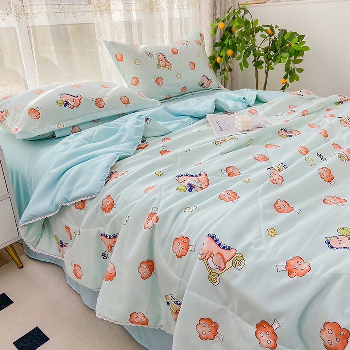 91家纺网 家纺一手货源 找家纺 鑫贝阳 2025新款亲肤水洗棉小花边印花夏被 小恐龙