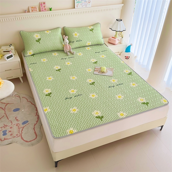 91家纺网 家纺一手货源 找家纺 雯豆2025夏季新品0.4乳胶凉席平铺款三件套凉感丝小清新印花席梦思床罩 乳胶凉席-绿茵1