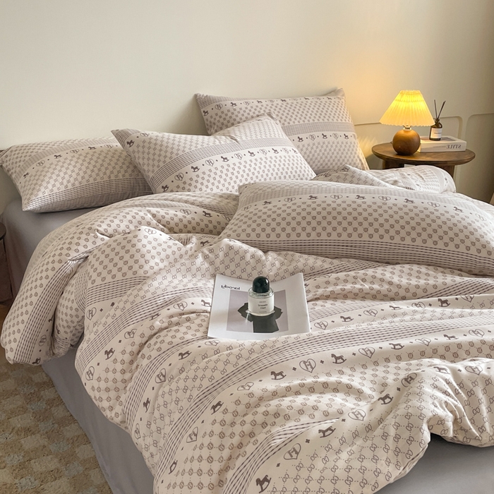 91家纺网 家纺一手货源 找家纺 诺梵家纺 2025新款有氧双层纱印花四件套 小马宝丽