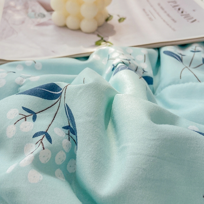 91家纺网 家纺一手货源 找家纺 鑫贝阳 2025新款亲肤水洗棉小花边印花夏被 绚熊