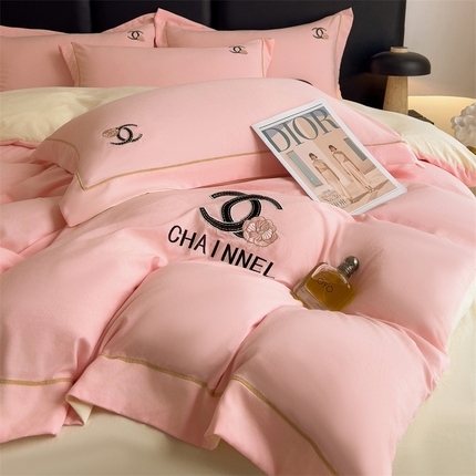 91家纺网 家纺一手货源 找家纺 灰鲸 2025新款轻奢洛可刺绣水洗棉套件系列 洛可-樱花粉+奶油黄