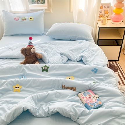 91家纺网 家纺一手货源 找家纺 （总）梦幻之城 2025新款水洗棉毛巾绣夏凉被四件套-乐迪系列