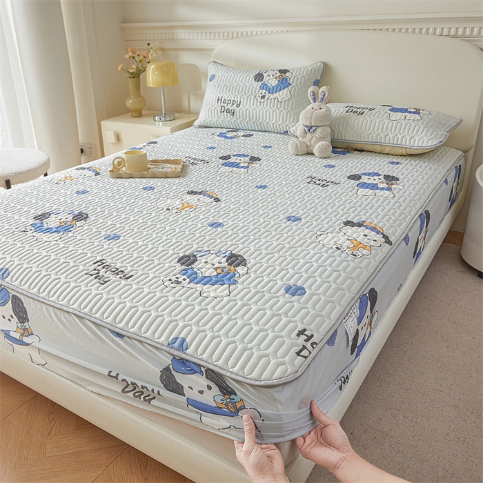 91家纺网 家纺一手货源 找家纺 雯豆2025夏季新品0.4乳胶凉席床笠款三件套凉感丝印花纯色床罩 乳胶床笠-小狗蒙迪1