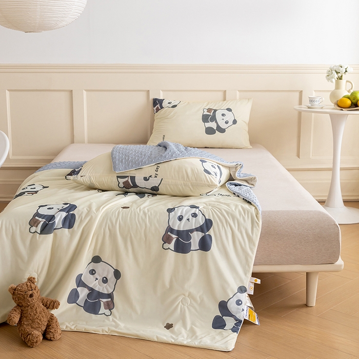 91家纺网 家纺一手货源 找家纺 绒梦里 2025新款A类小凉皮凉感冰豆豆夏被空调被 熊宝