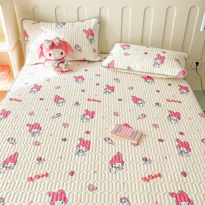 91家纺网 家纺一手货源 找家纺 （总）金爱家2025新款A类三丽鸥高品质可组合凉感丝乳胶席牛奶丝针织棉软糯夏被四件套