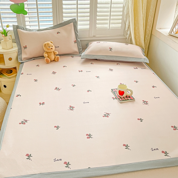 91家纺网 家纺一手货源 找家纺 星座家纺 2025新款大斜纹复合冰丝凉席-床席款 尤克里里粉