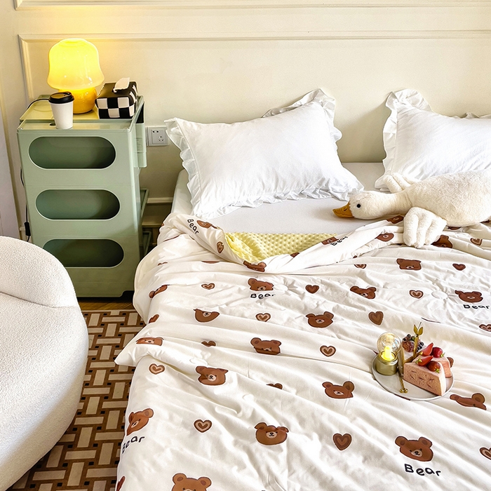 91家纺网 家纺一手货源 找家纺 绒梦里 2025新款A类小凉皮凉感冰豆豆夏被空调被 爱心熊