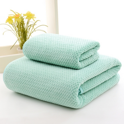 91家纺网 家纺一手货源 找家纺 彩虹新款加厚加大珊瑚绒菠萝格方巾毛巾浴巾套装外贸跨境大浴巾吸水加厚大毛巾浴巾两件套 菠萝格绿色毛巾浴巾组合