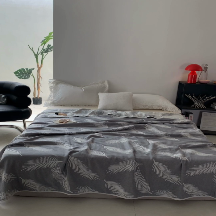 91家纺网 家纺一手货源 找家纺 爱港家纺 2025新款全棉A类六层纱布毛巾被 夏被 羽毛灰