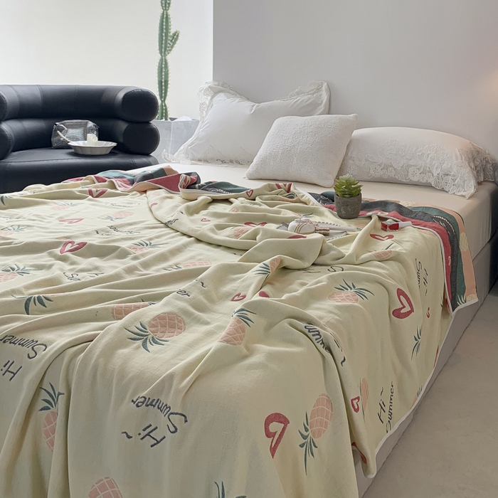 91家纺网 家纺一手货源 找家纺 爱港家纺 2025新款全棉A类六层纱布毛巾被 夏被 爱心菠萝