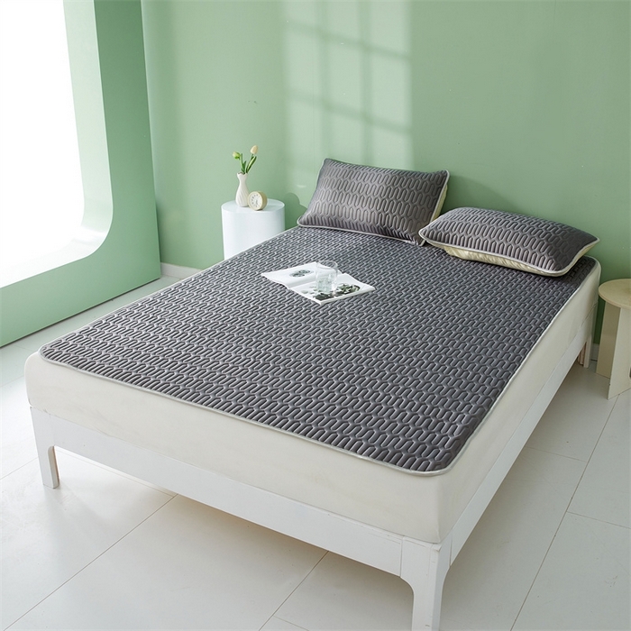 91家纺网 家纺一手货源 找家纺 雯豆2025夏季新品0.4乳胶凉席平铺款三件套凉感丝席梦思床罩 乳胶凉席-轻奢灰