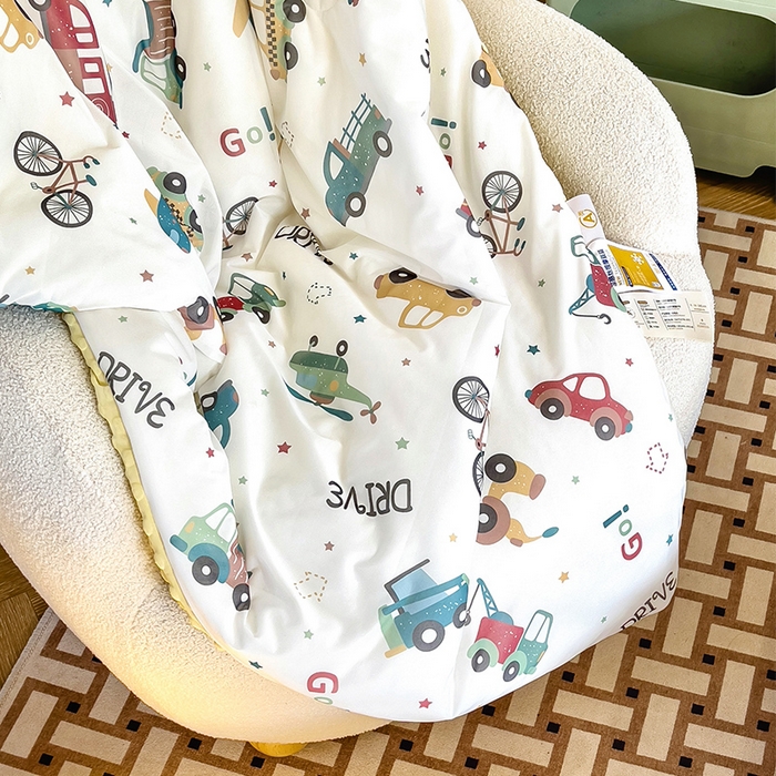 91家纺网 家纺一手货源 找家纺 绒梦里 2025新款A类小凉皮凉感冰豆豆夏被空调被 车车世界