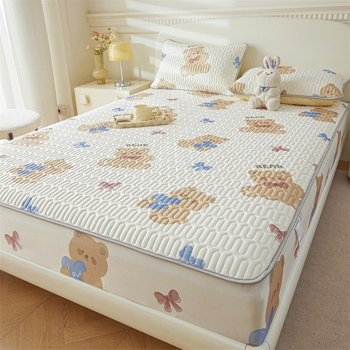 91家纺网 家纺一手货源 找家纺 雯豆2025夏季新品0.4乳胶凉席床笠款三件套凉感丝印花纯色床罩 乳胶床笠-迪卡