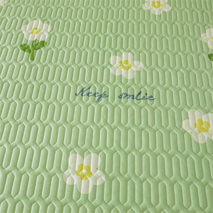 91家纺网 家纺一手货源 找家纺 （总）雯豆2025夏季新品0.4乳胶凉席床笠款三件套凉感丝印花纯色床罩