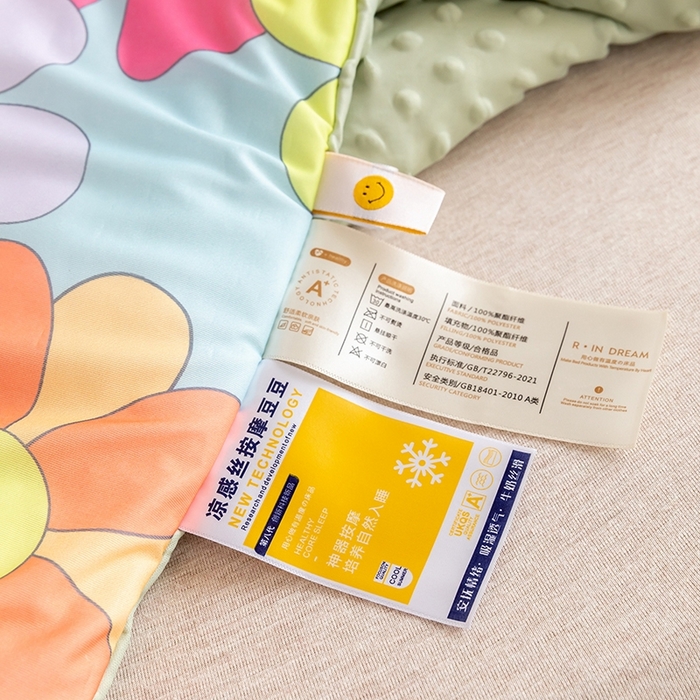 91家纺网 家纺一手货源 找家纺 绒梦里 2025新款A类小凉皮凉感冰豆豆夏被空调被 七彩花儿