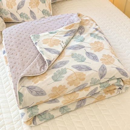 91家纺网 家纺一手货源 找家纺 羚羊语2025新款A类凉感丝冰豆豆夏凉被 晚枫