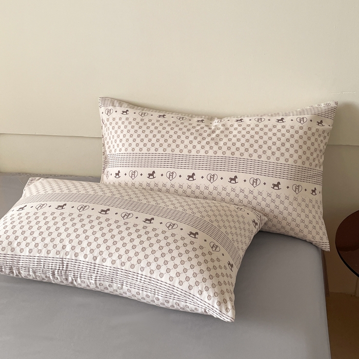 91家纺网 家纺一手货源 找家纺 诺梵家纺 2025新款有氧双层纱印花四件套 小马宝丽