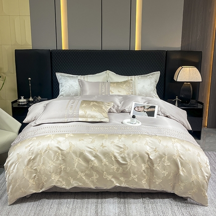 91家纺网 家纺一手货源 找家纺 （总）艾米家居 2025新款轻奢浮雕系列凉感丝水洗真丝四件套