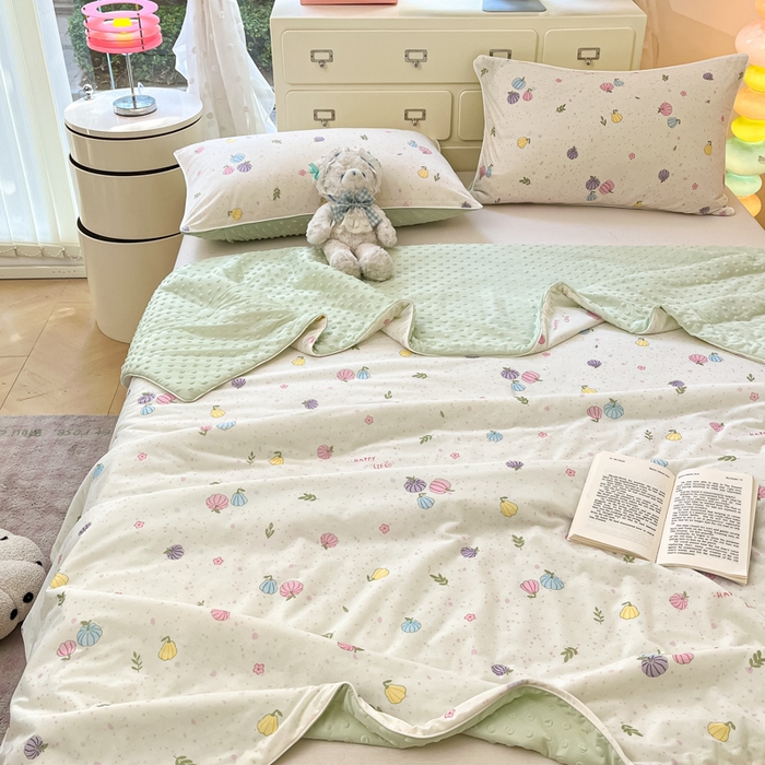 91家纺网 家纺一手货源 找家纺 羚羊语2025新款A类凉感丝冰豆豆夏凉被 七彩南瓜