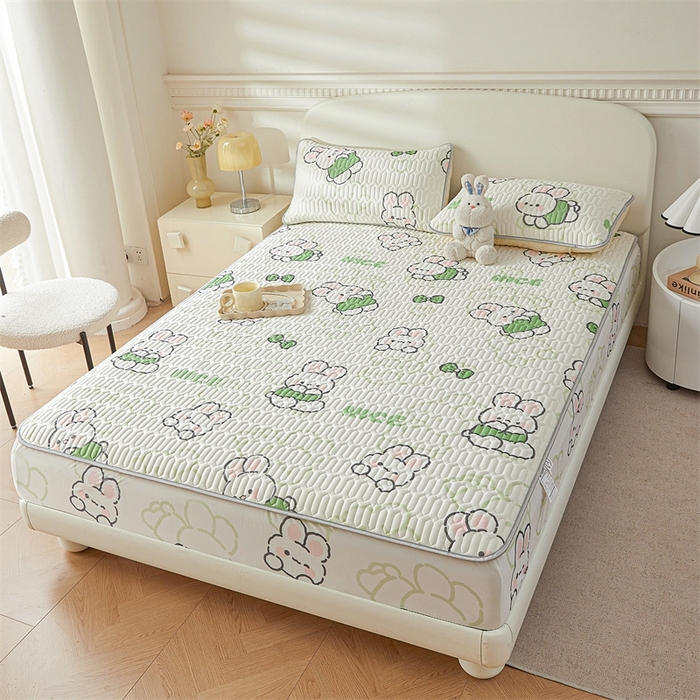 91家纺网 家纺一手货源 找家纺 雯豆2025夏季新品0.4乳胶凉席床笠款三件套凉感丝印花纯色床罩 乳胶床笠-布兰卡