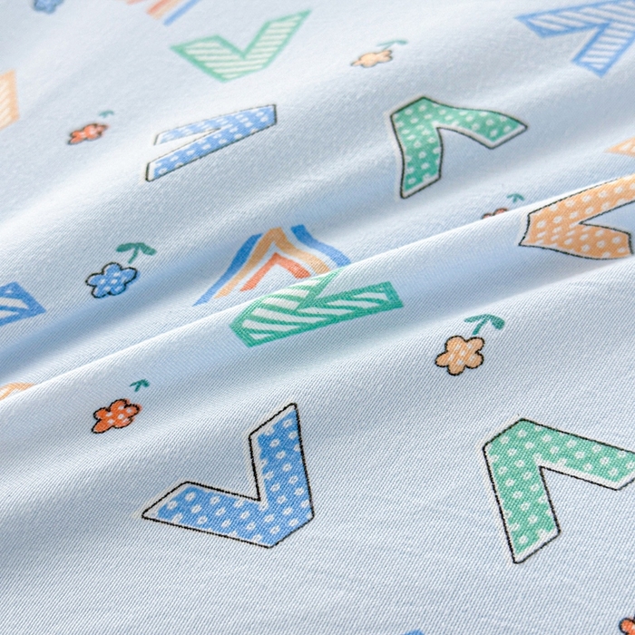 91家纺网 家纺一手货源 找家纺 好欣怡家纺 2026新款水洗棉夏被空调被被子被芯印花小清新夏凉被直播热款 水洗棉包边款-可爱字母