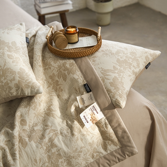 91家纺网 家纺一手货源 找家纺 宜代光年 2025新款60s水洗棉提花夏被套件 繁花-咖