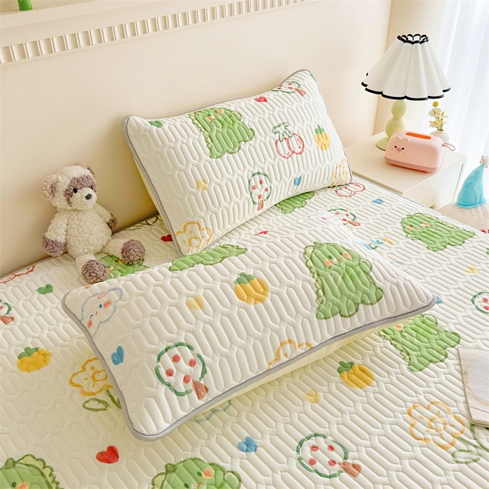 91家纺网 家纺一手货源 找家纺 雯豆2025夏季新品0.4乳胶凉席平铺款三件套凉感丝小清新印花席梦思床罩 乳胶凉席-恐龙乐园