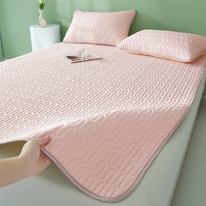 91家纺网 家纺一手货源 找家纺 雯豆2025夏季新品0.4乳胶凉席平铺款三件套凉感丝席梦思床罩 乳胶凉席-淡雅粉