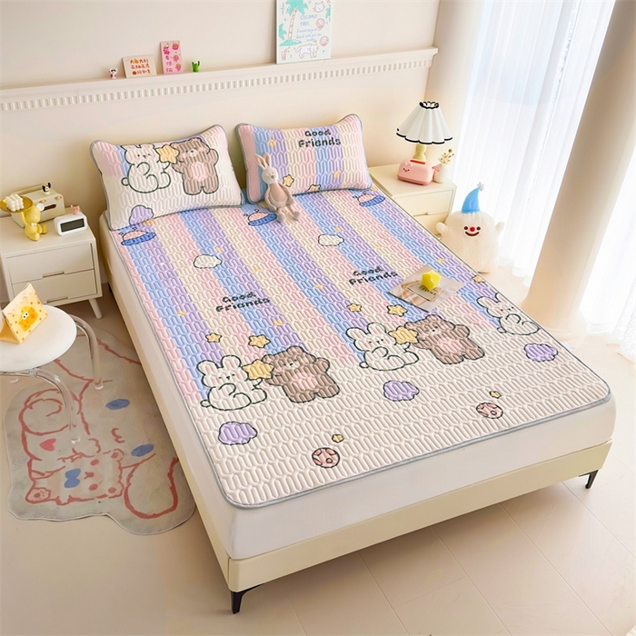 91家纺网 家纺一手货源 找家纺 雯豆2025夏季新品0.4乳胶凉席平铺款三件套凉感丝小清新印花席梦思床罩 乳胶凉席-流星飞碟