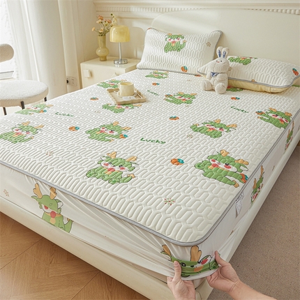 91家纺网 家纺一手货源 找家纺 雯豆2025夏季新品0.4乳胶凉席床笠款三件套凉感丝印花纯色床罩 乳胶床笠-吉祥龙