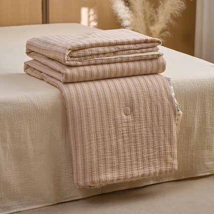 一加一 2025新款A类母婴级水洗全棉无印双层皱皱纱牛奶蛋白夏被四件套 小半奶茶棕