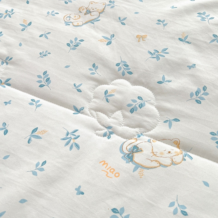 91家纺网 家纺一手货源 找家纺 2025新款A类印花手包边凌香新疆棉花夏被 凌香优雅猫