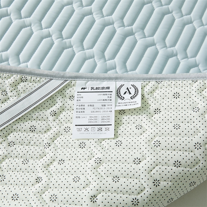 91家纺网 家纺一手货源 找家纺 雯豆2025夏季新品0.4乳胶凉席平铺款三件套凉感丝席梦思床罩 乳胶凉席-风铃蓝