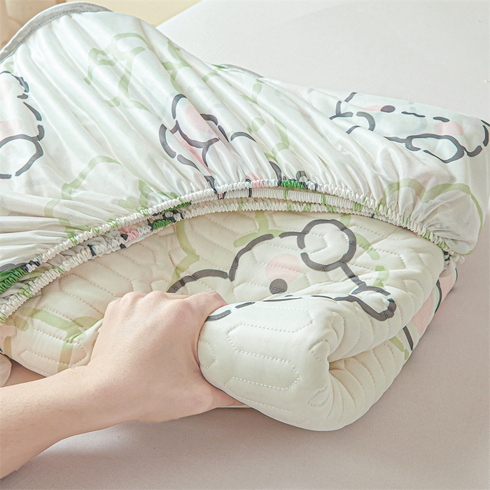 91家纺网 家纺一手货源 找家纺 雯豆2025夏季新品0.4乳胶凉席床笠款三件套凉感丝印花纯色床罩 乳胶床笠-布兰卡