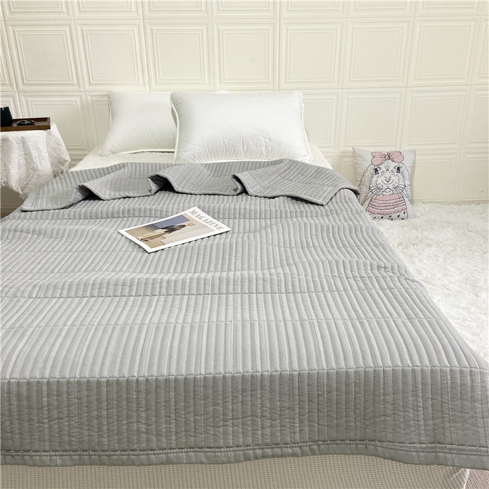 91家纺网 家纺一手货源 找家纺 卡奥家纺 2025新款有氧泡泡纱泡泡棉床盖夏被 银灰