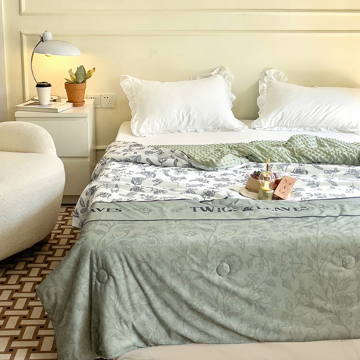 91家纺网 家纺一手货源 找家纺 绒梦里 2025新款A类小凉皮凉感冰豆豆夏被空调被 绿小香