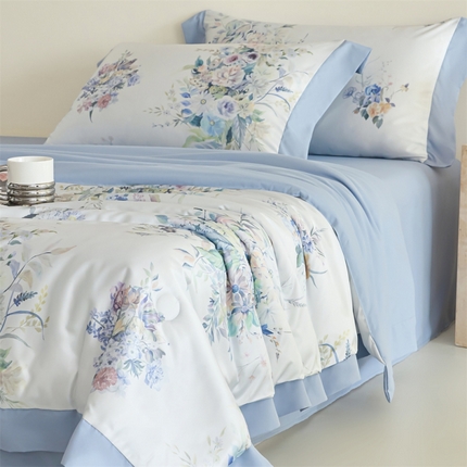 91家纺网 家纺一手货源 找家纺 （总）梦幻之城 2025新款水洗真丝数码印花拼角款夏被四件套