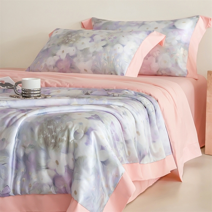 91家纺网 家纺一手货源 找家纺 （总）梦幻之城 2025新款水洗真丝数码印花拼角款夏被四件套