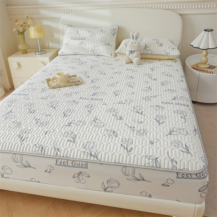 91家纺网 家纺一手货源 找家纺 雯豆2025夏季新品0.4乳胶凉席床笠款三件套凉感丝印花纯色床罩 乳胶床笠-摇曳花开