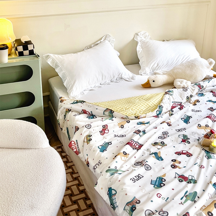 91家纺网 家纺一手货源 找家纺 绒梦里 2025新款A类小凉皮凉感冰豆豆夏被空调被 车车世界