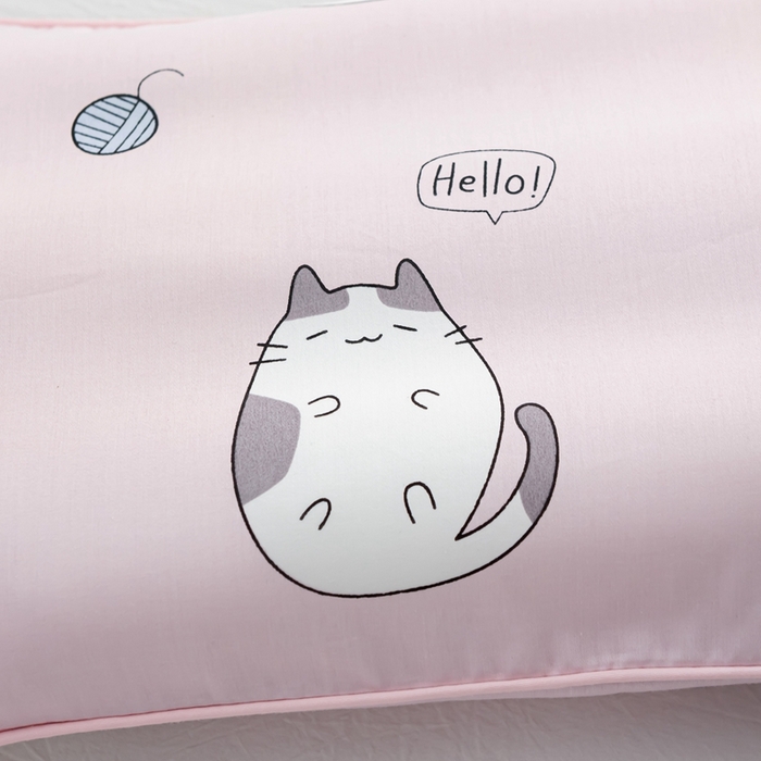 91家纺网 家纺一手货源 找家纺 萌番宝 A类新款60支长绒棉纯棉儿童枕套枕头 猫肚粉