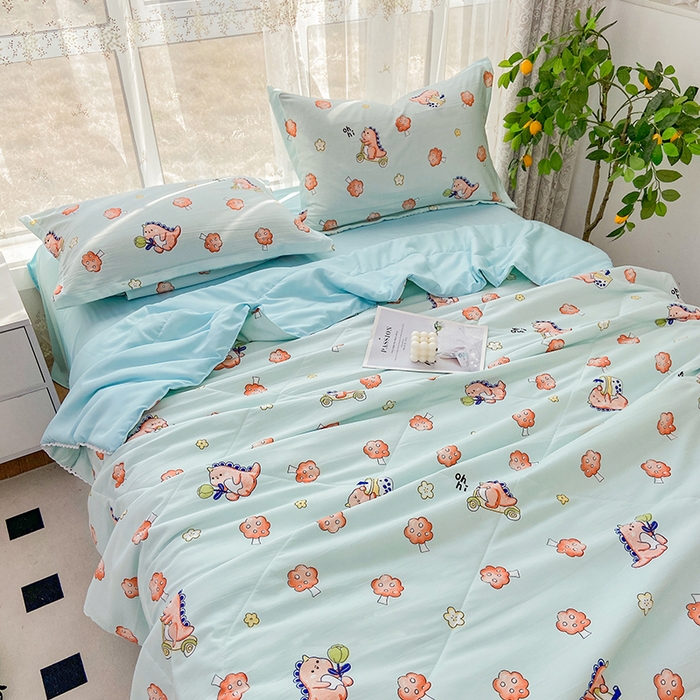 91家纺网 家纺一手货源 找家纺 鑫贝阳 2025新款亲肤水洗棉小花边印花夏被 小恐龙