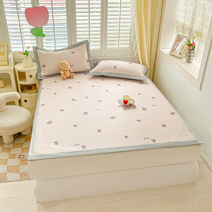 91家纺网 家纺一手货源 找家纺 星座家纺 2025新款大斜纹复合冰丝凉席-床席款 尤克里里粉