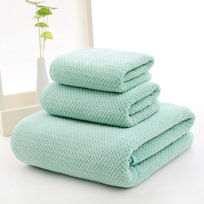 91家纺网 家纺一手货源 找家纺 彩虹新款加厚加大珊瑚绒菠萝格方巾毛巾浴巾套装外贸跨境大浴巾吸水加厚大毛巾浴巾两件套 菠萝格绿色方巾毛巾浴巾组合