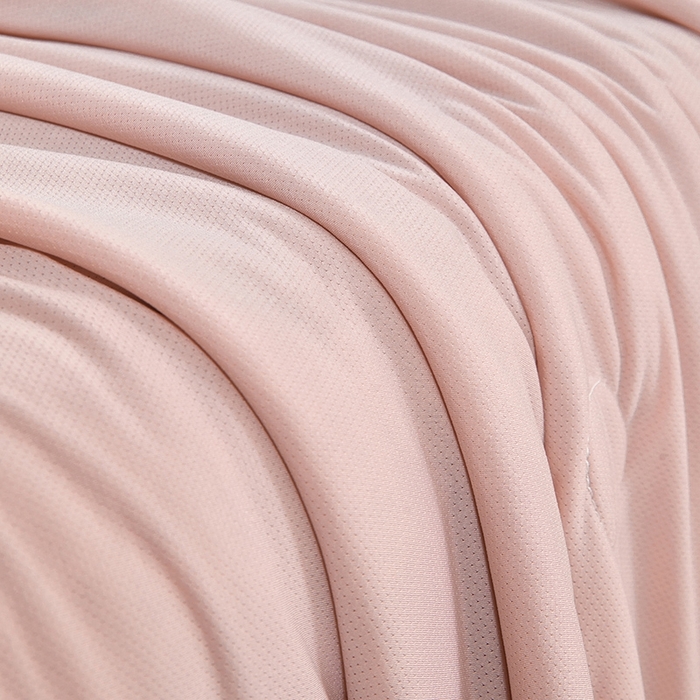 91家纺网 家纺一手货源 找家纺 金爱家2025新款A类高品质冰冰凉雪花冰感凉皮双面加倍透气孔氨纶凉感夏被 冰感凉皮-粉紫梦幻（加倍透气）