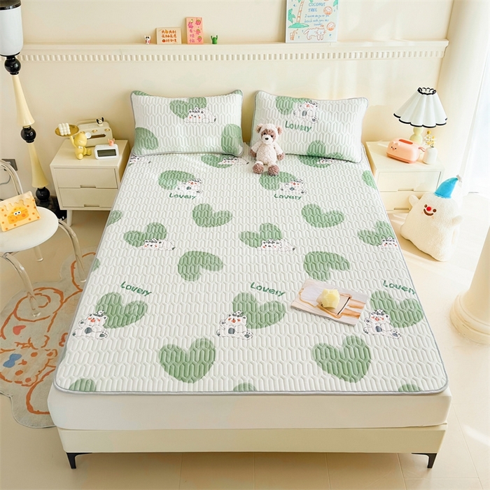 91家纺网 家纺一手货源 找家纺 雯豆2025夏季新品0.4乳胶凉席平铺款三件套凉感丝小清新印花席梦思床罩 乳胶凉席-夏日小狗