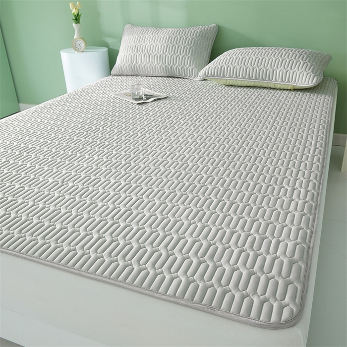 91家纺网 家纺一手货源 找家纺 雯豆2025夏季新品0.4乳胶凉席平铺款三件套凉感丝席梦思床罩 乳胶凉席-淡雅灰