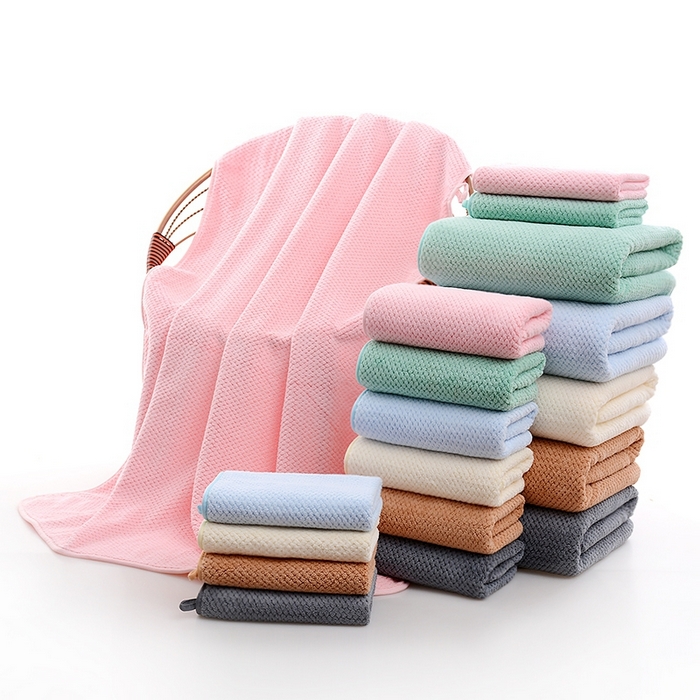 91家纺网 家纺一手货源 找家纺 （总）彩虹新款加厚加大珊瑚绒菠萝格方巾毛巾浴巾套装外贸跨境大浴巾吸水加厚大毛巾浴巾两件套