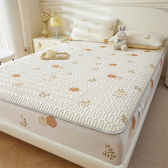 91家纺网 家纺一手货源 找家纺 雯豆2025夏季新品0.4乳胶凉席床笠款三件套凉感丝印花纯色床罩 乳胶床笠-吉祥南瓜1