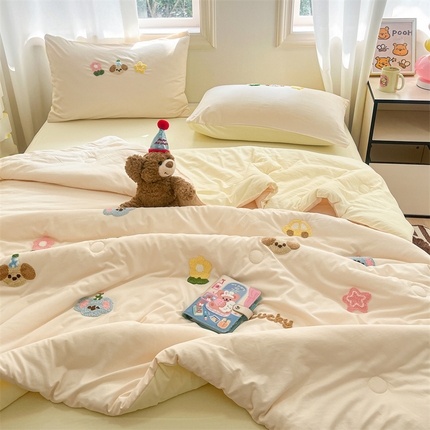 91家纺网 家纺一手货源 找家纺 （总）梦幻之城 2025新款水洗棉毛巾绣夏凉被四件套-乐迪系列